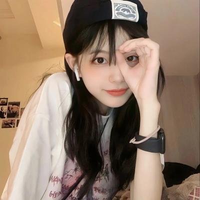 女服务员